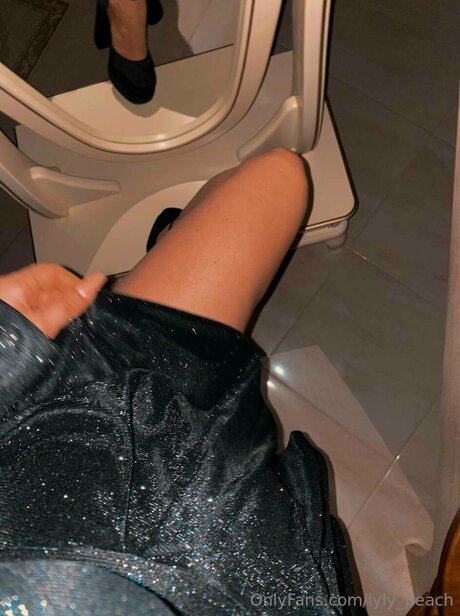 Lyly Peach mejor estrella porno galería