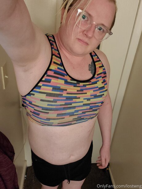 Lostwng estrella caliente foto