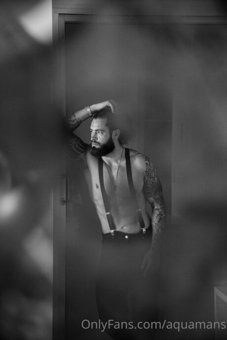 Iamthegentleman modelo erótico galería