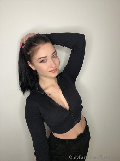 Tinylia sexo modelo imagen