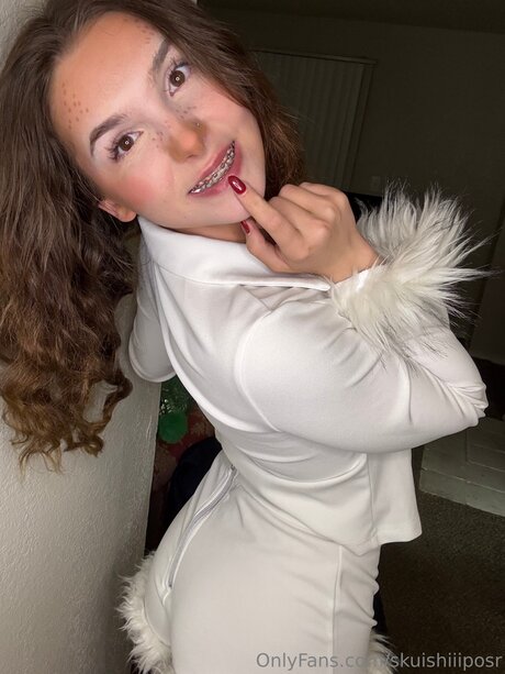 Skuishiiiposr actriz porno foto