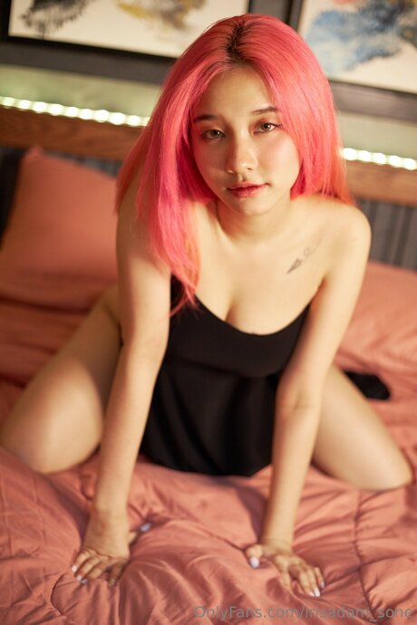 Lrlsadamsone modelo desnuda imágenes