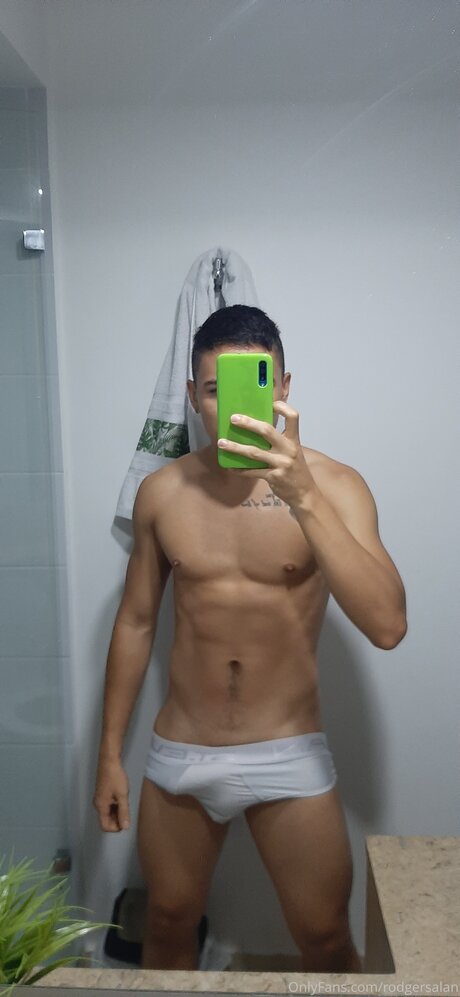 Gabo Sano1 modelo desnuda galería