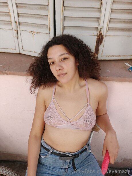 Evamaze estrella erótica archivo