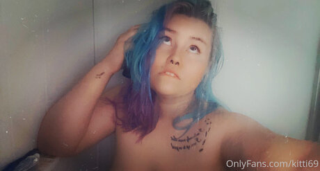 Kitti69 actriz desnuda archivo