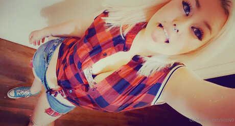 Kitti69 estrella porno adulto imágenes