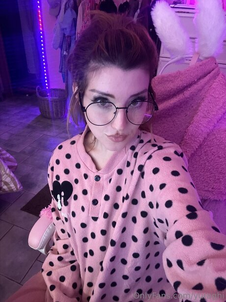 Yuraghi sexo estrella porno galería