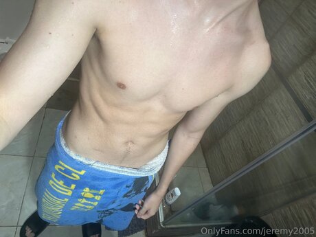 Jeremy2005 modelo agradable archivo