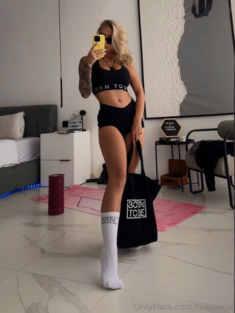 Realsnow estrella erótica imágenes