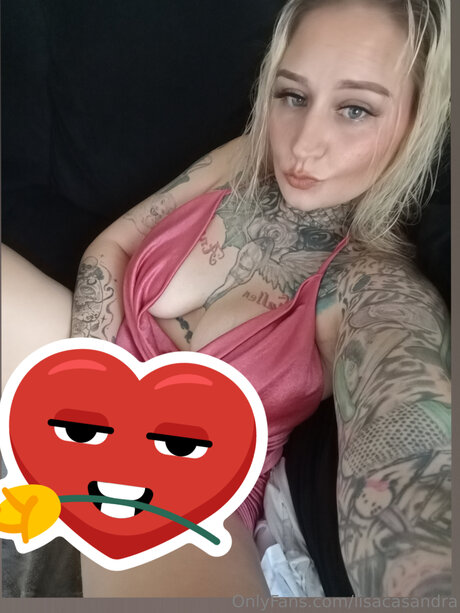 Lisacasandra hermosa estrella archivo