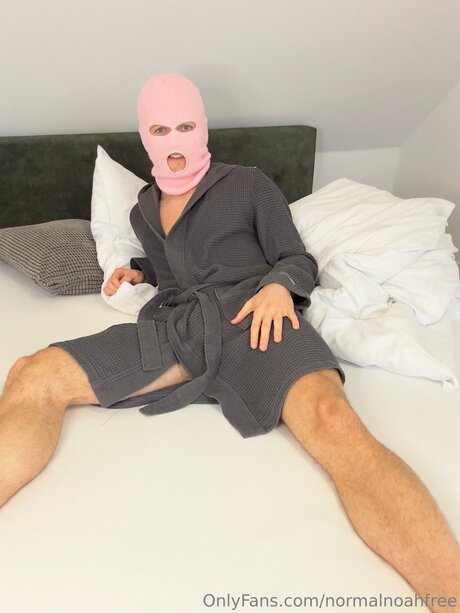 Normalnoahfree modelo desnuda imágenes