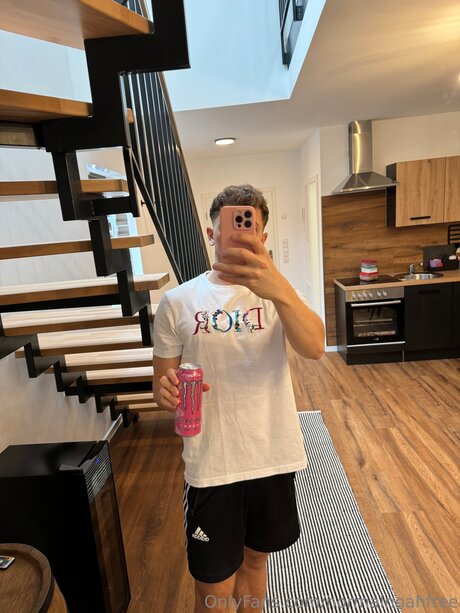 Normalnoahfree hermosa actriz archivo