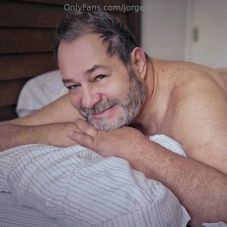 Jorgeortin modelo porno galerías