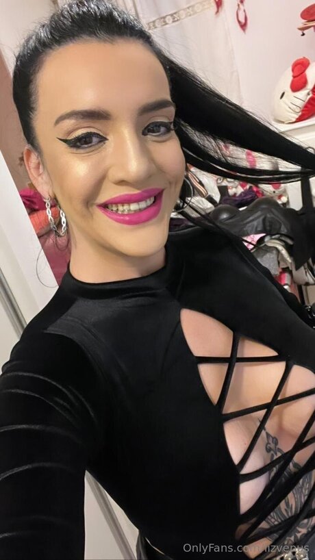 Lizvenus hermosa estrella porno fotos