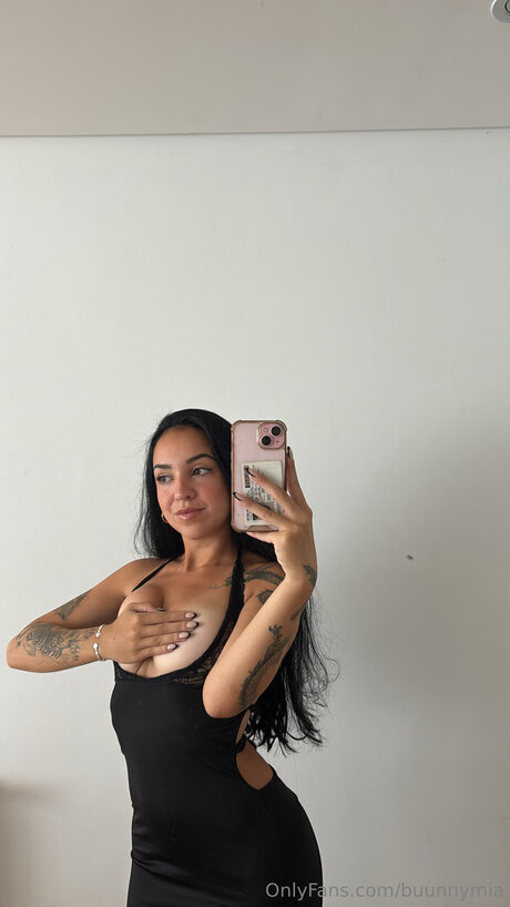 Buunnymia arte modelo foto