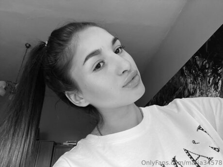 Maria34578 modelo mejor galerías