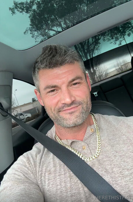 Herethisthat estrella porno hd fotos