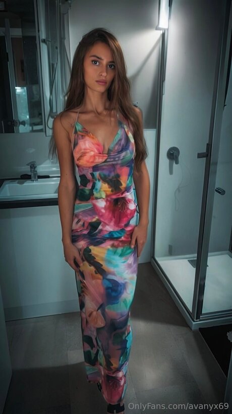 Avanyx69 estrella atractiva archivo