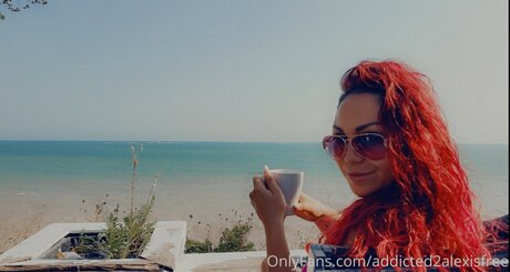 Addicted2alexisfree estrella erótica galería