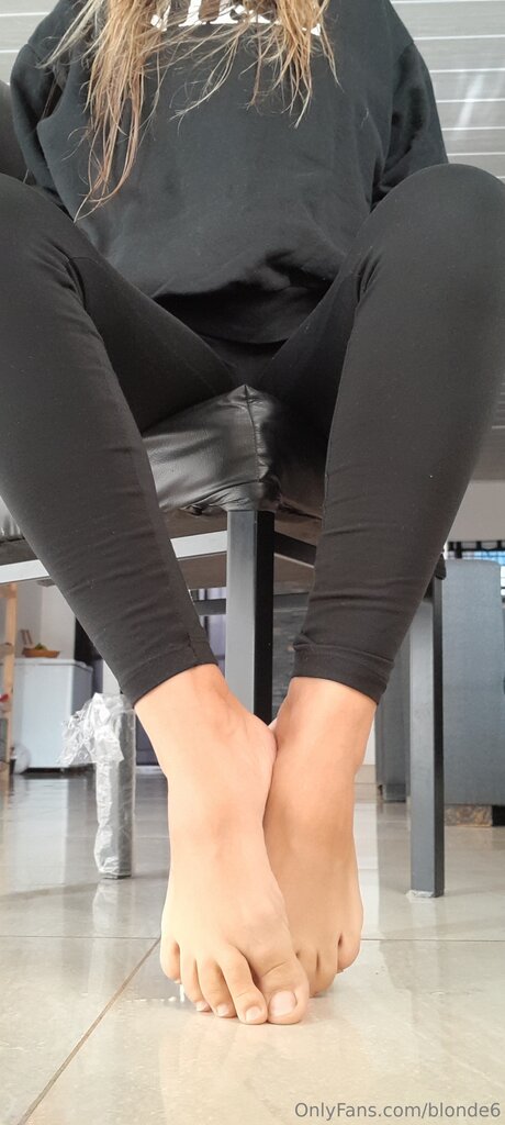 Blonde6 modelo gratis fotos