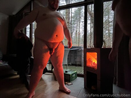 Cubchubben estrella porno atractiva archivo