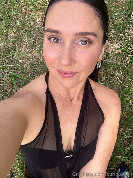 Curiouskiki hermosa estrella porno recopilación