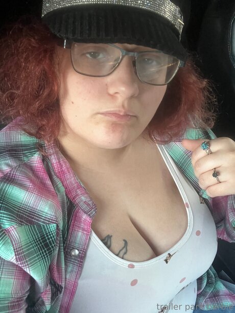 Trailerparkbarbiefree hermosa estrella porno archivo