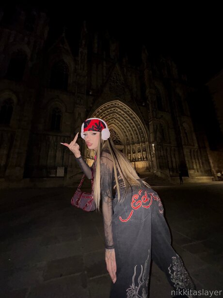 Nikkitaslayer hermosa estrella fotos