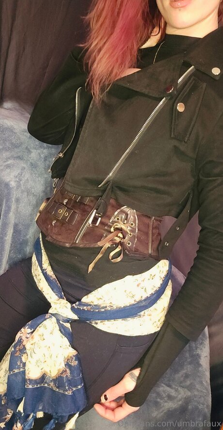 Umbrafaux estrella erótica foto