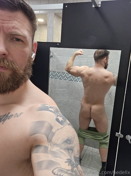 Bedellx desnudos de estrellas foto