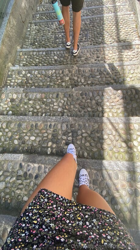 Farrahfahrenhite hermosa modelo imágenes