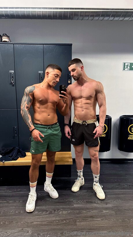 Sexycurtis desnudos de estrellas foto