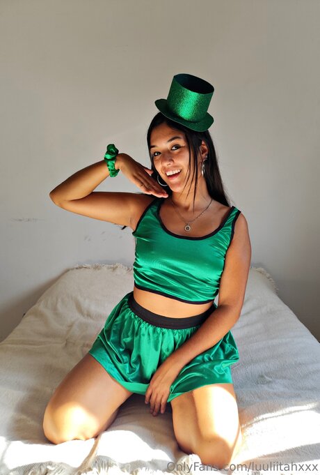 Luuliitahxxx modelo atractivo imagen