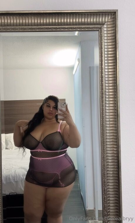 tetas grandes garganta profunda onlyfans hermosa erótica archivo