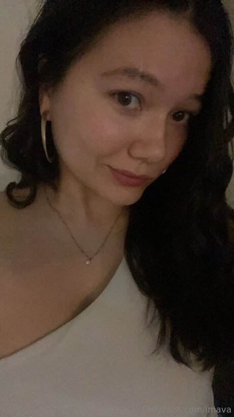 Imava modelo desnudo fotos