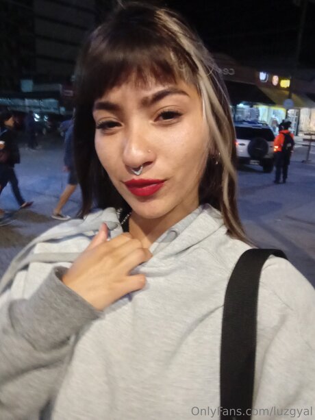 Luzgyal estrella porno agradable imagen