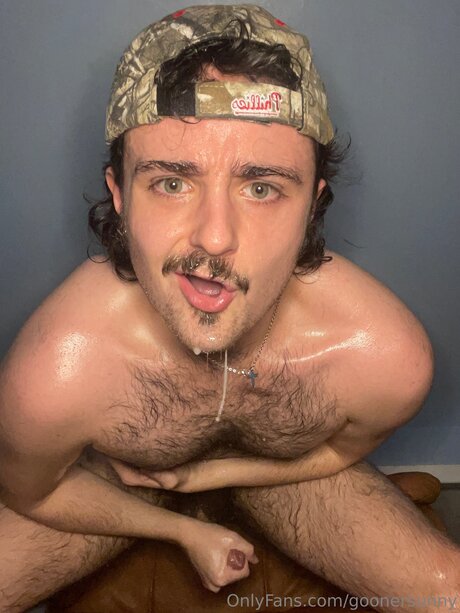 milf garganta profunda onlyfans bastante erótico foto