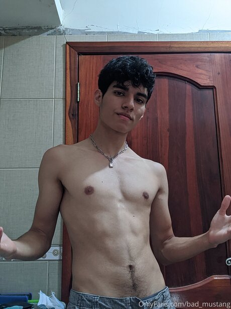 Bad Mustang estrella porno exclusiva archivo