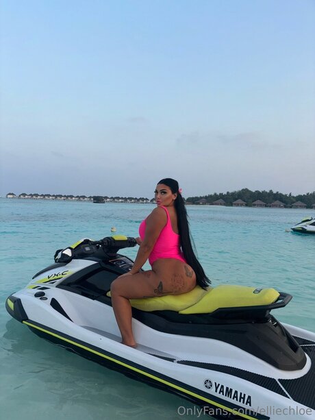 Elliechloe desnudos de modelos fotos