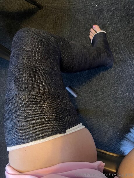 Tessajane estrella hermosa archivo