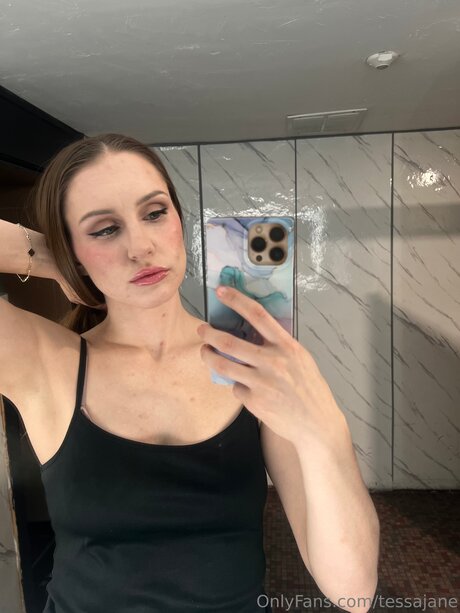 Tessajane bonita estrella porno archivo