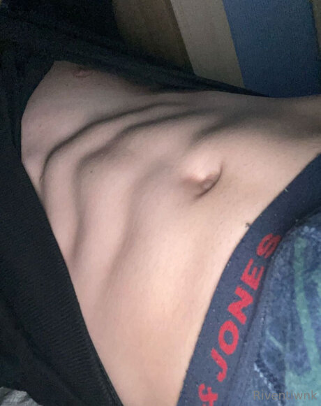 Riventwink desnudos de estrellas fotos