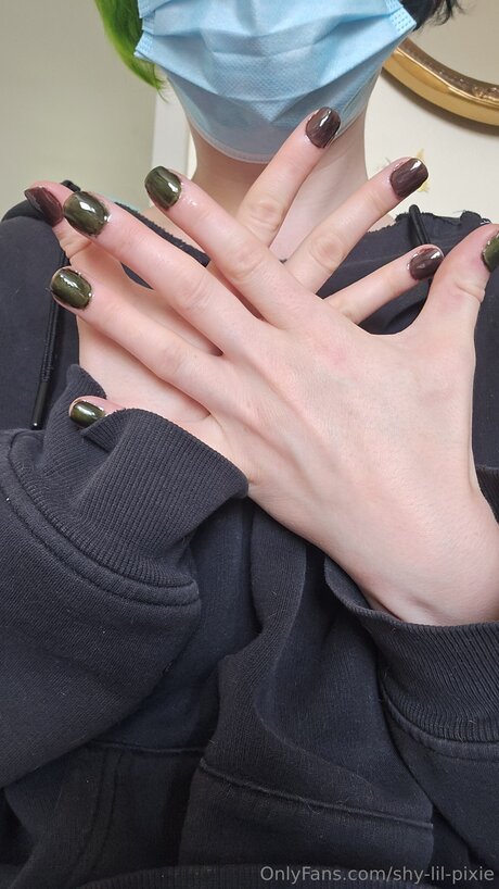 Shy Lil Pixie hermosa modelo imágenes