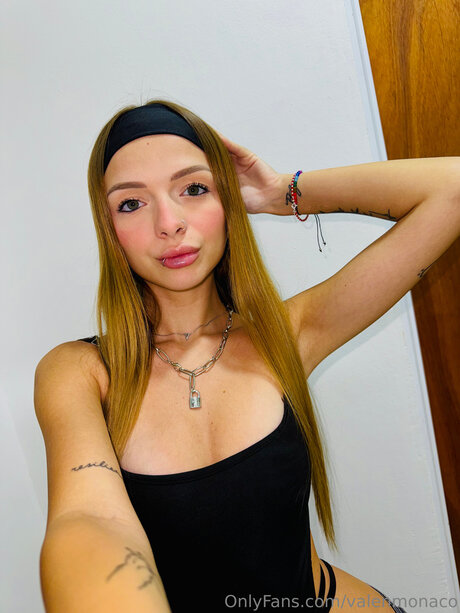 Valenmonaco estrella porno superior foto
