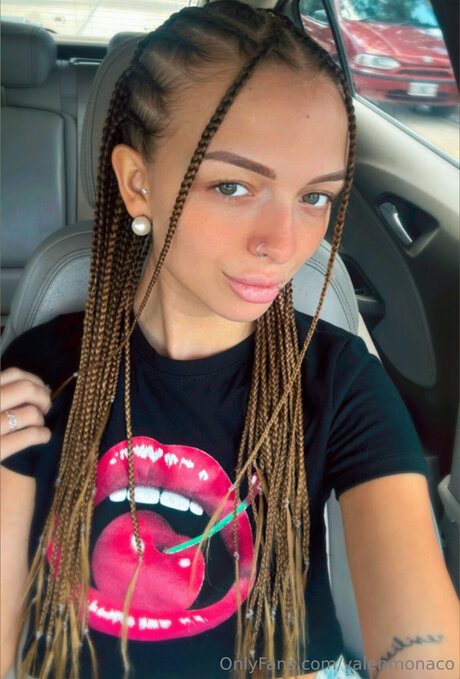 Valenmonaco modelo hermosa imágenes