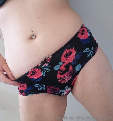 Coquettekenn modelo desnudo galería