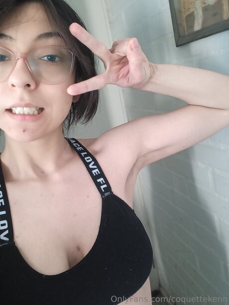 Coquettekenn actriz desnuda imágenes