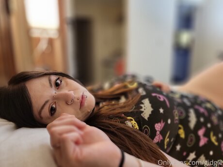 Gidgie desnudos estrella porno imagen