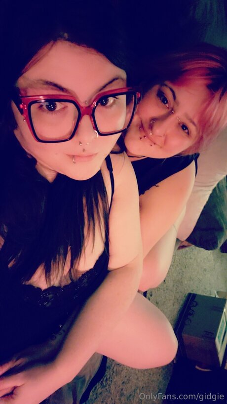 Gidgie hermosa modelo galerías