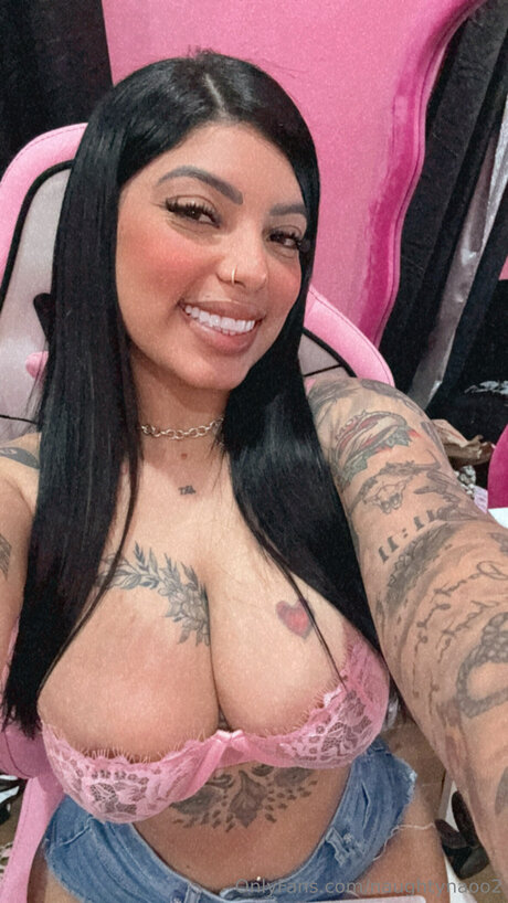 Naughtynaoo2 estrella porno hermosa galerías